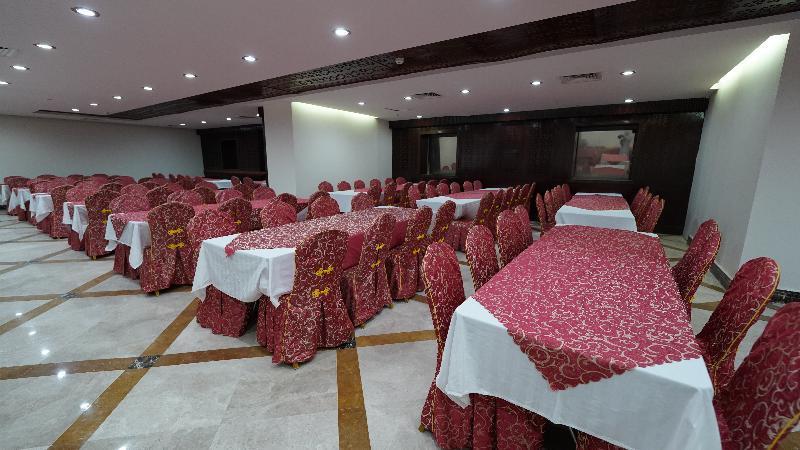 Al Kiram Al Azizia Hotel
